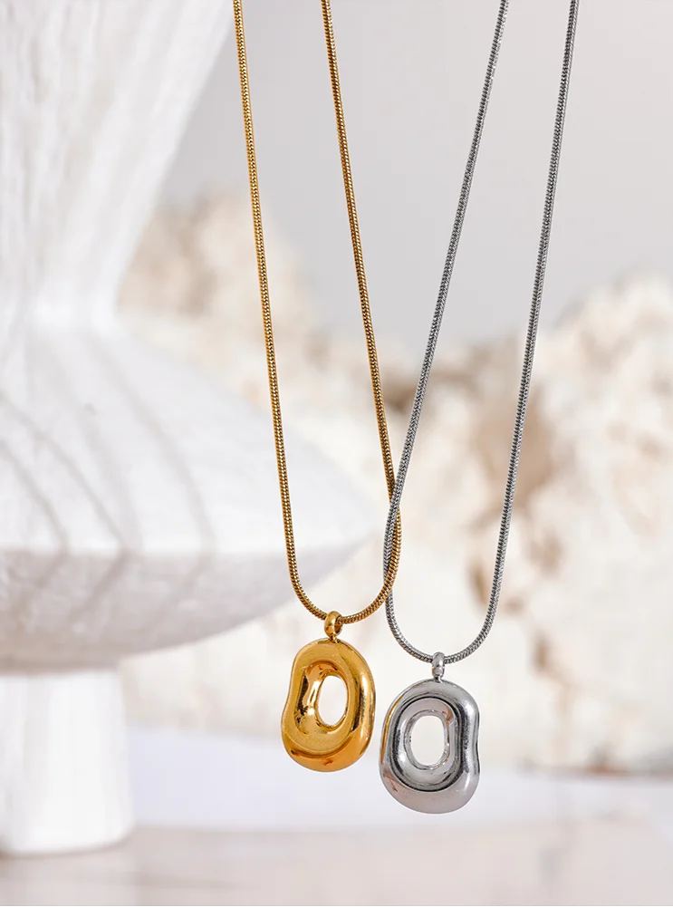 Eveline Necklace