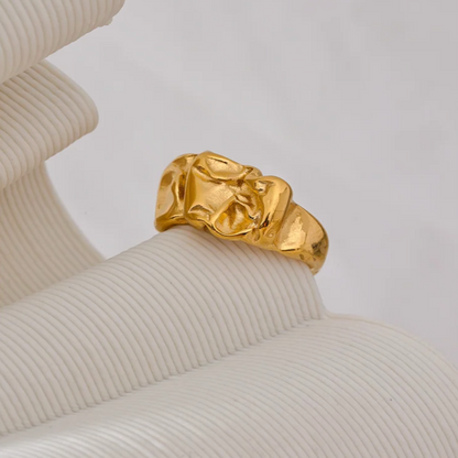 Ivy Ring